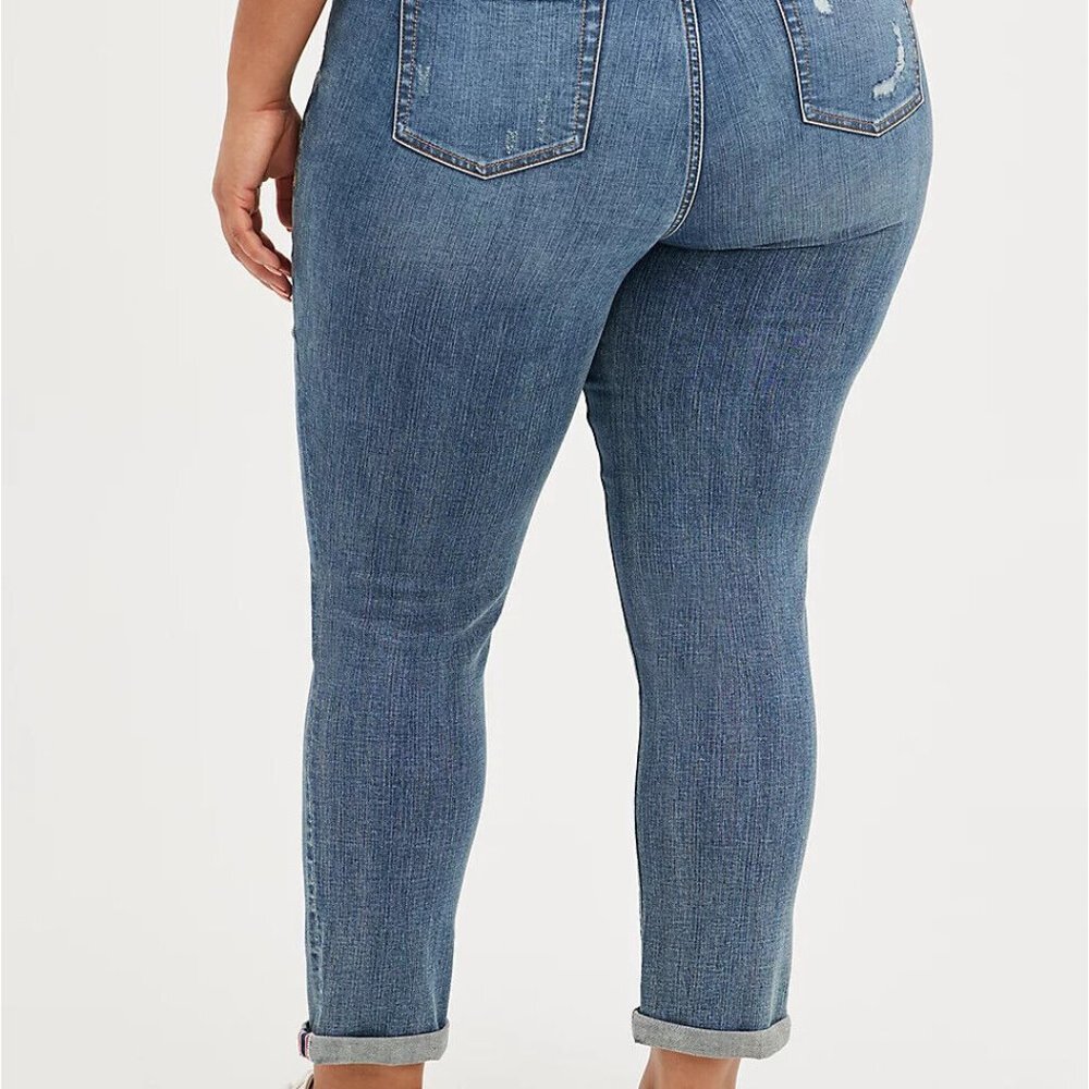 Torrid Boyfriend Straight Jean Vintage Stretch Medium Wash Plus Size 18 H13551 - Picture 8 of 10